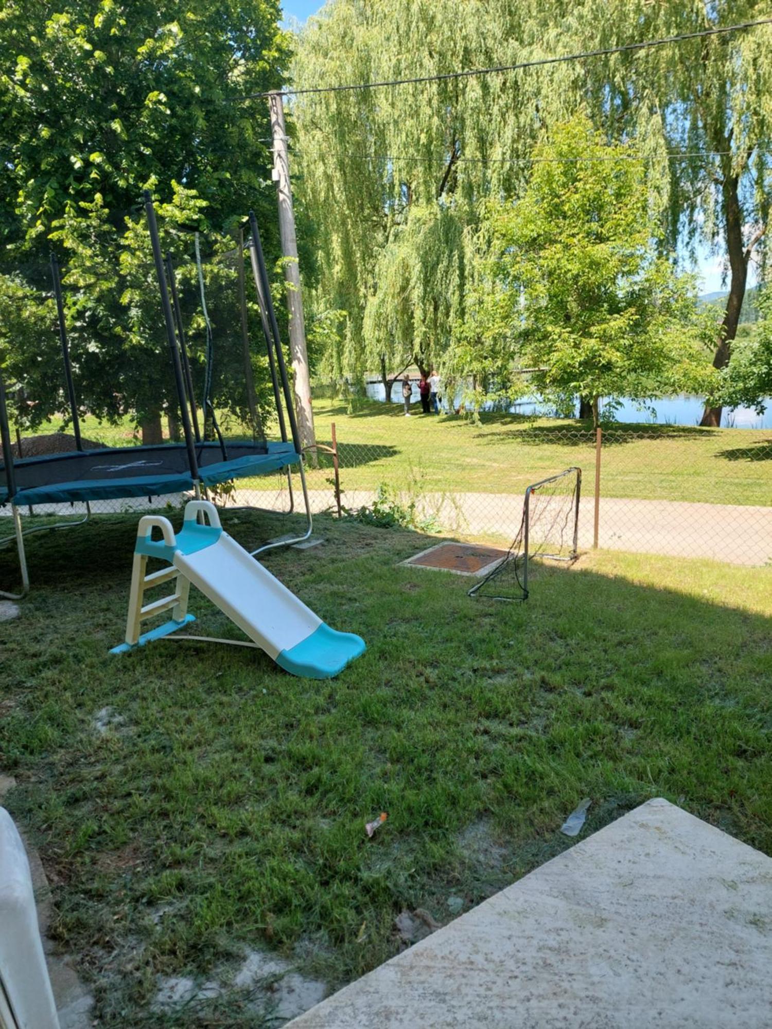 Gacka Idila Apartment Otočac Екстериор снимка